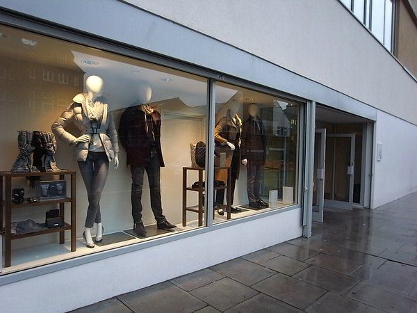 burberry outlet 29-31 chatham pl london e9 6lp
