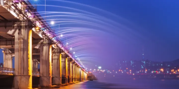 盤浦大橋月光彩虹噴泉