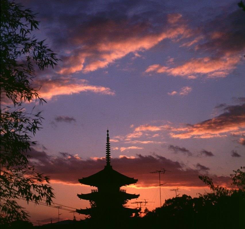 Kyoto Fushimi Inari Taisha Shrine + Kiyomizu Temple + Gion + Hanamikoji one-day tour