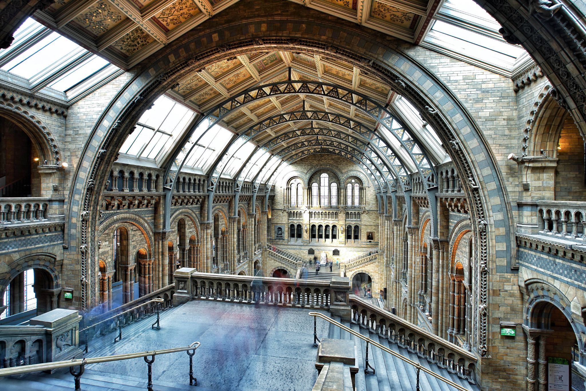 Perjalanan satu hari Istana Buckingham + Museum Sejarah Alam + Museum Britania [Sewa kendaraan pribadi khusus]