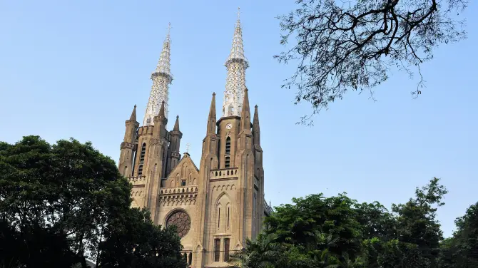 2_Katedral Santa Perawan Maria Diangkat ke Surga Jakarta