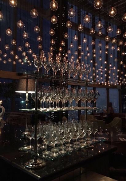 РЕСТОРАН SIXTY