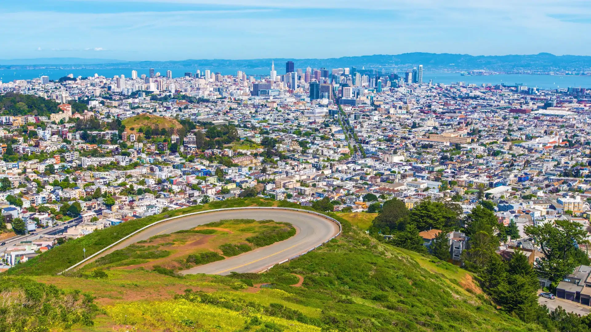 Hotels near Twin Peaks