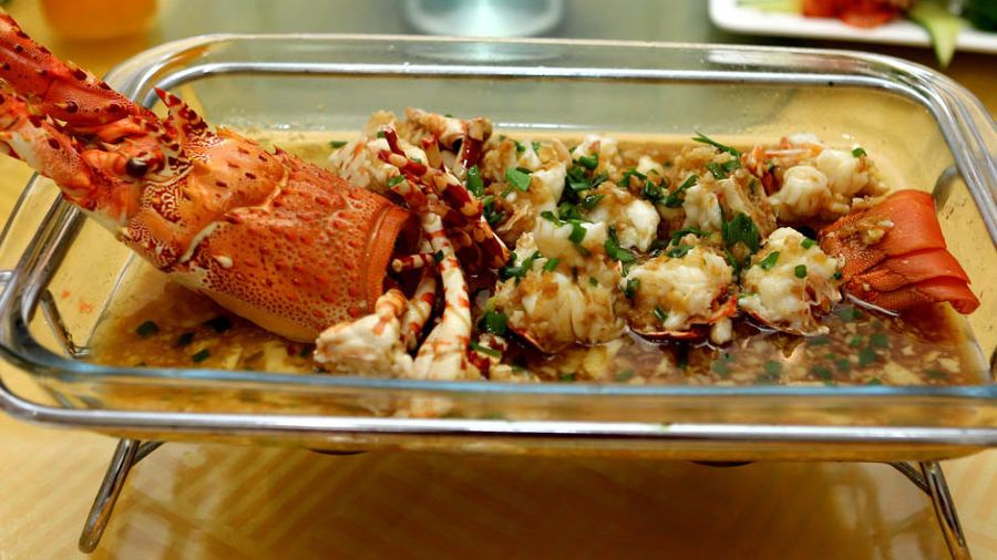 Moon River Chinese Sea Food Restaurant