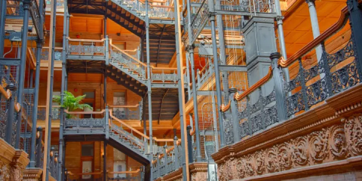 布拉德伯裏大廈