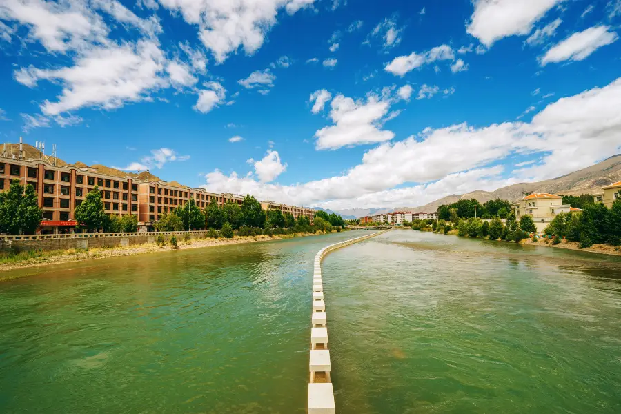 Lhasa River