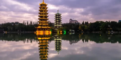 桂林水韻永安旅遊號或水韻國潮號或同級豪華遊船夜遊四湖