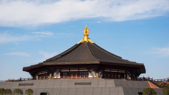 One-day tour of Luoyang, Henan: Yingtianmen Ruins of the Sui and Tang Dynasty Luoyang City, Tiantang Mingtang Scenic Area, Longmen Grottoes