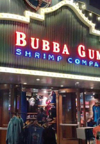 Bubba Gump Shrimp Co.  (SANTA MONICA PIER)