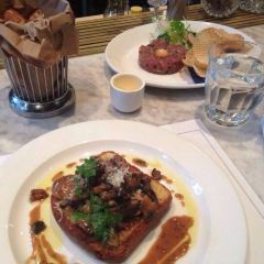 Tableau Bar Bistro ảnh của người dùng