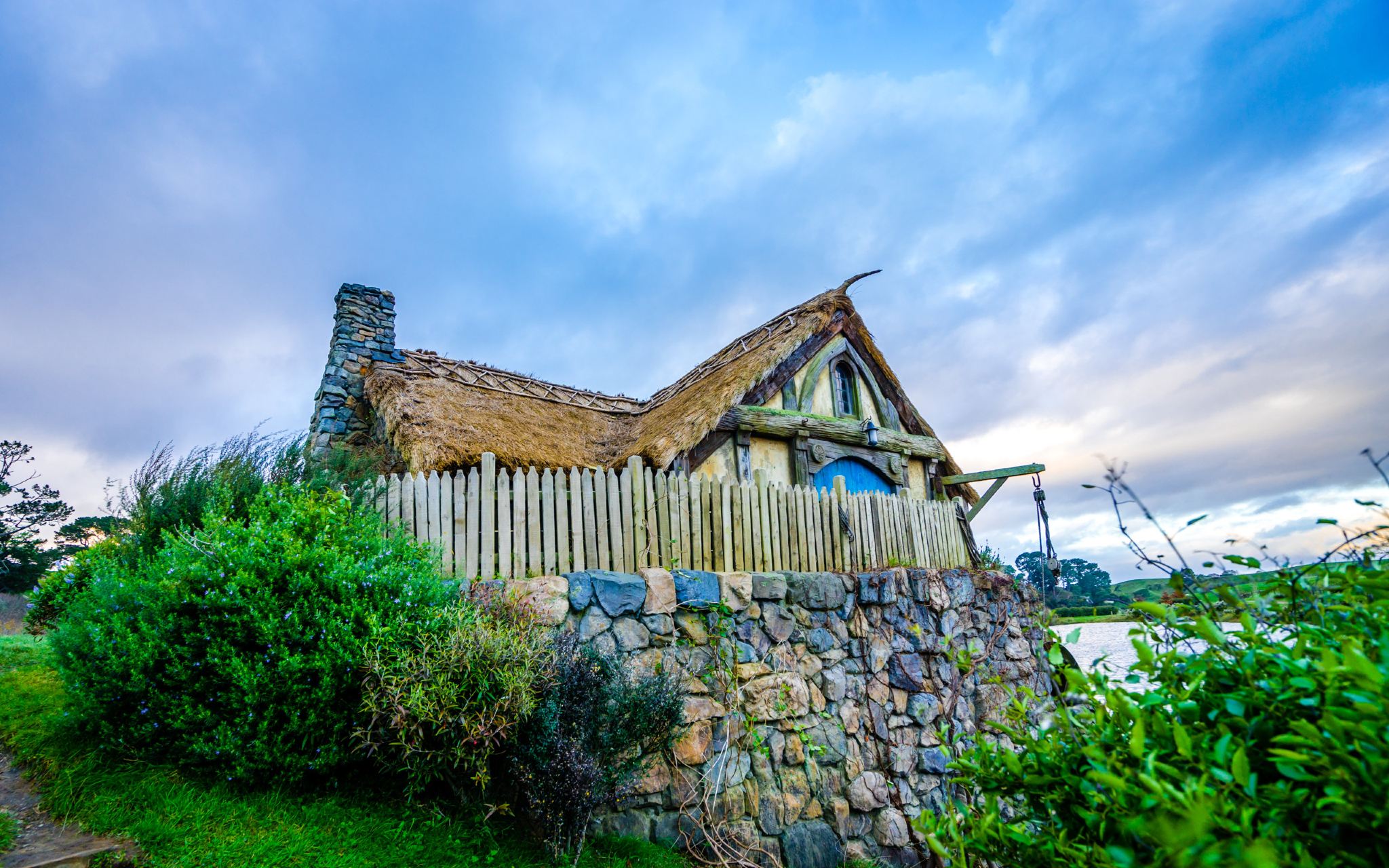 紐西蘭霍比特村+懷託摩螢火蟲洞或魯阿庫利洞一日遊