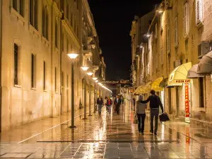 スプリトの人気夜の人気シーン