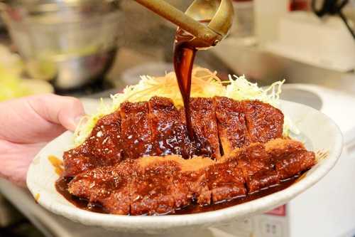 Yabaton Mitsukoshi Lachic