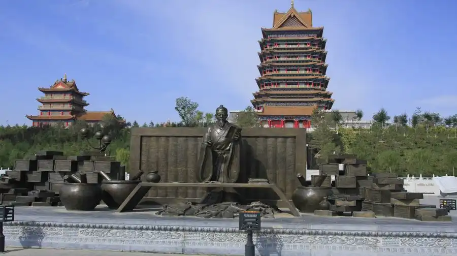 Hotels near Yellow River Tower