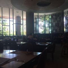 Qiandaohuzhoujidujiajiudian·hushangquanri Restaurant User Photo