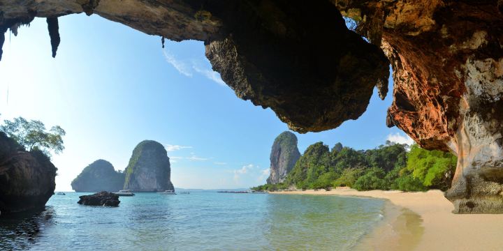 Phra nang Cave Beach