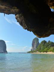 Phra nang Cave Beach