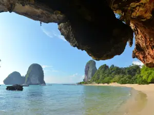 Phra nang Cave Beach