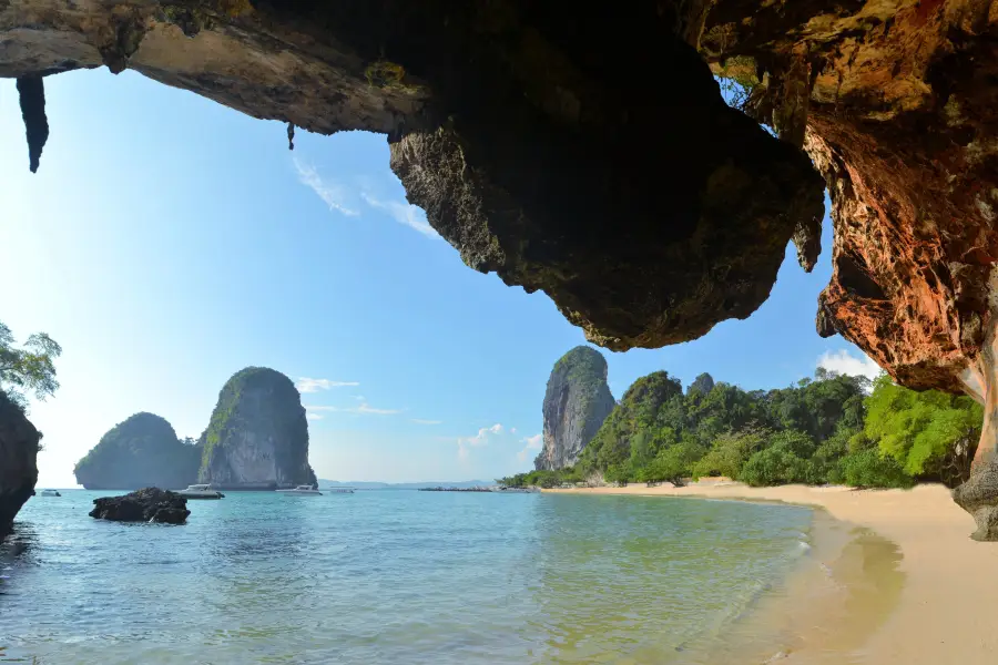 Phra nang Cave Beach