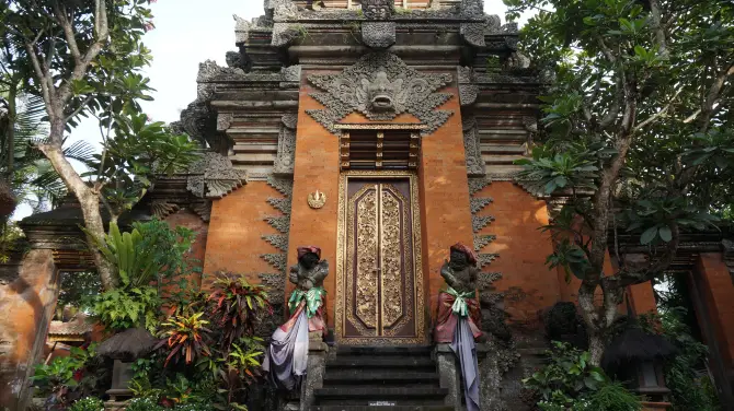 5_Ubud Palace
