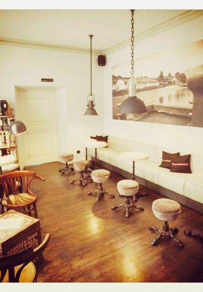 King & Mouse - Whisky Bar & Shop