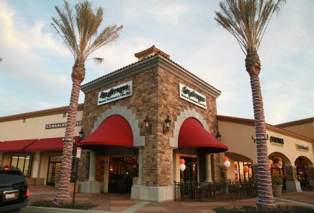 Camarillo Premium Outlets