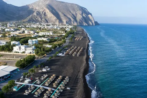 Paralia Perissa