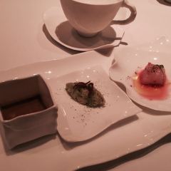 JEAN-GEORGES User Photo