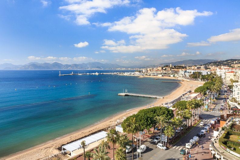 Tiket pesawat Paris Cannes