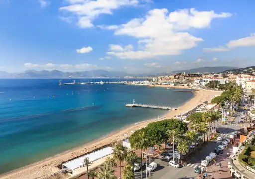 カンヌのホテル