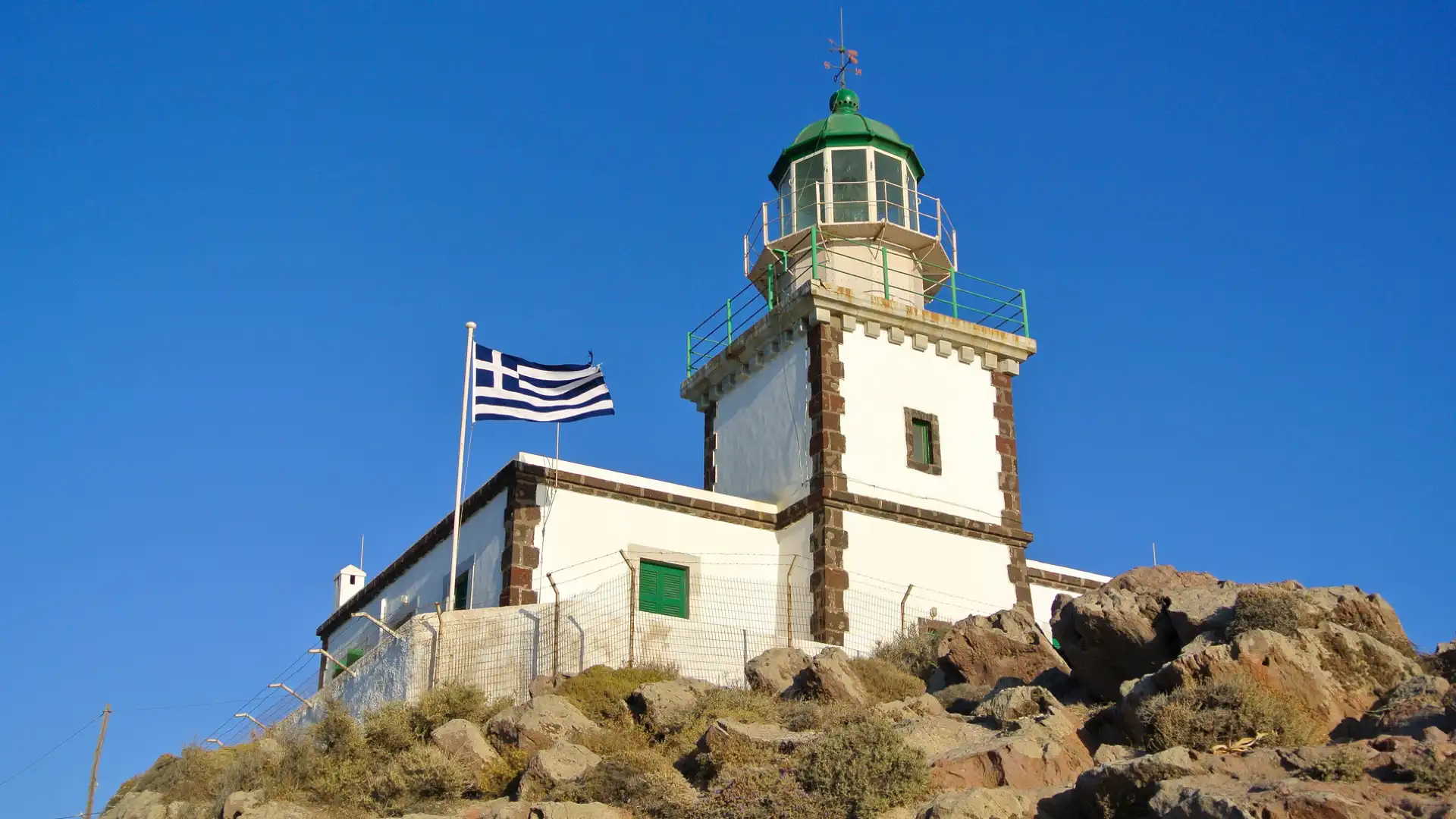 Hotels near Akrotiri Lighthouse