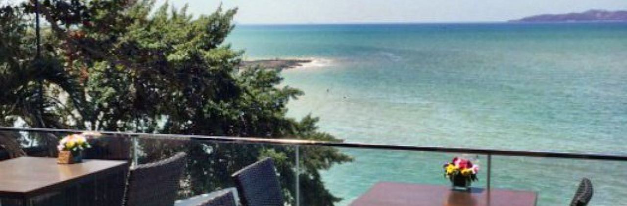 Larn Thong & Terrace