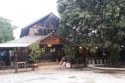 Taing Yin Thar Restaurant, Yankin