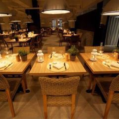LUTECE French Revolving Restaurant 여행 사진