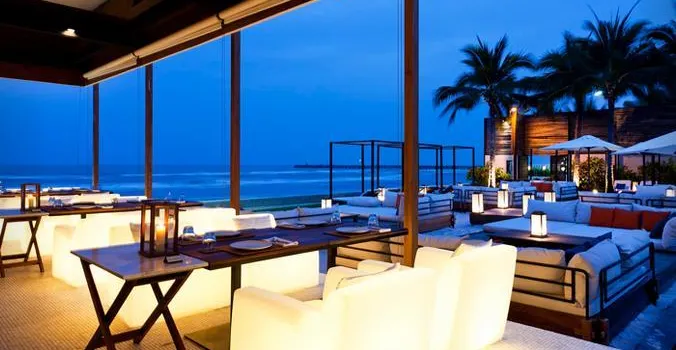 Oceanside beach club & restaurant