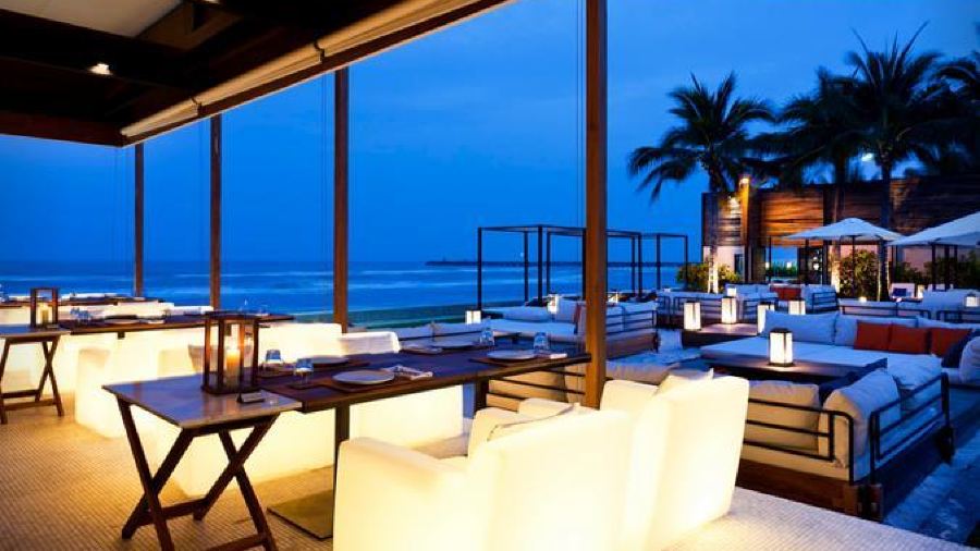 Oceanside beach club & restaurant