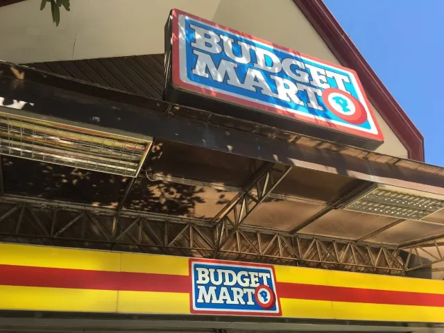 Budget Mart超市