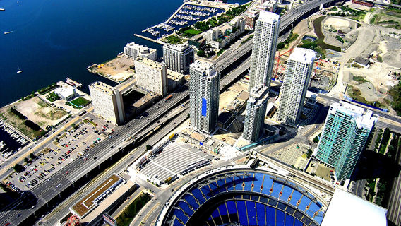 รอเจอส์เซนเตอร์