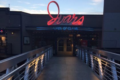 Ivar's Acres of Clams