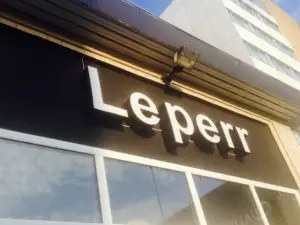 Cafe Le Perr