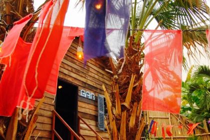 ASANA OLD WOODEN HOUSE Cocktail Bar