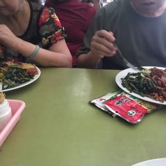 Warung Makan Nikmat halal User Photo