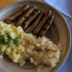 Bratwurst Röeslein 여행 사진