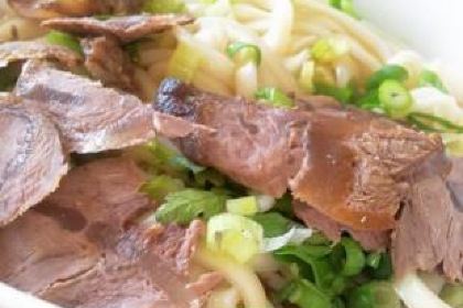 小牛村