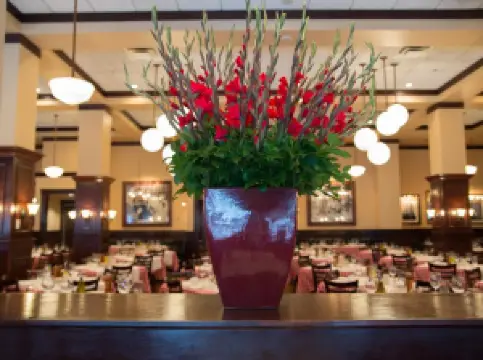 Maggiano's - Farmers Market