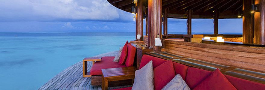 Viu Bar , Centara Ras Fushi Resort & Spa Maldives