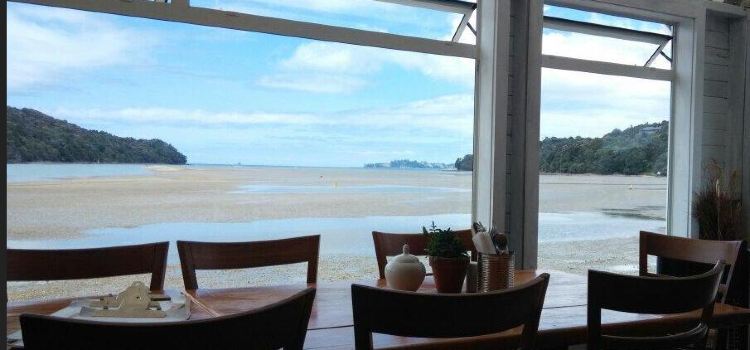 Cafe Sandspit