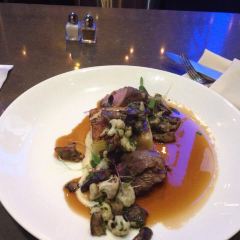 Showcase Restaurant & Bar User Photo
