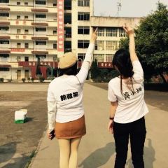 Li'erdouhua (huangjueshu) User Photo