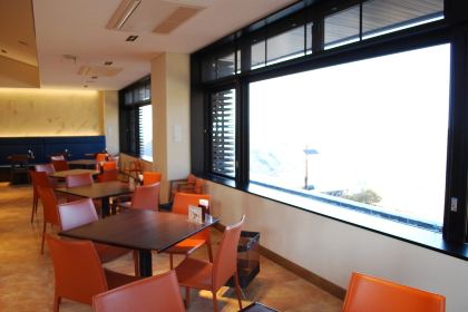 Owakudani station restaurant